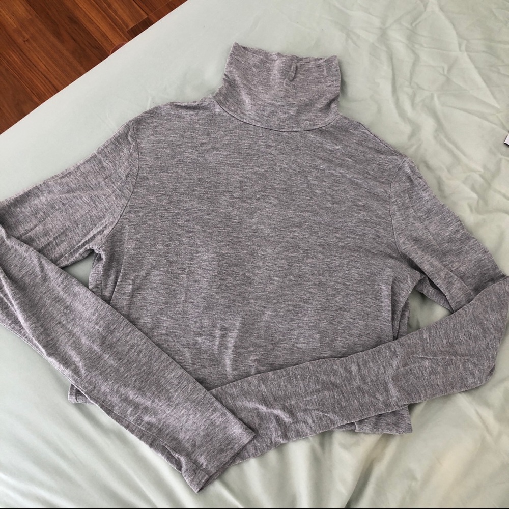 amour vert grey turtleneck - size xs - Picture 2 of 3